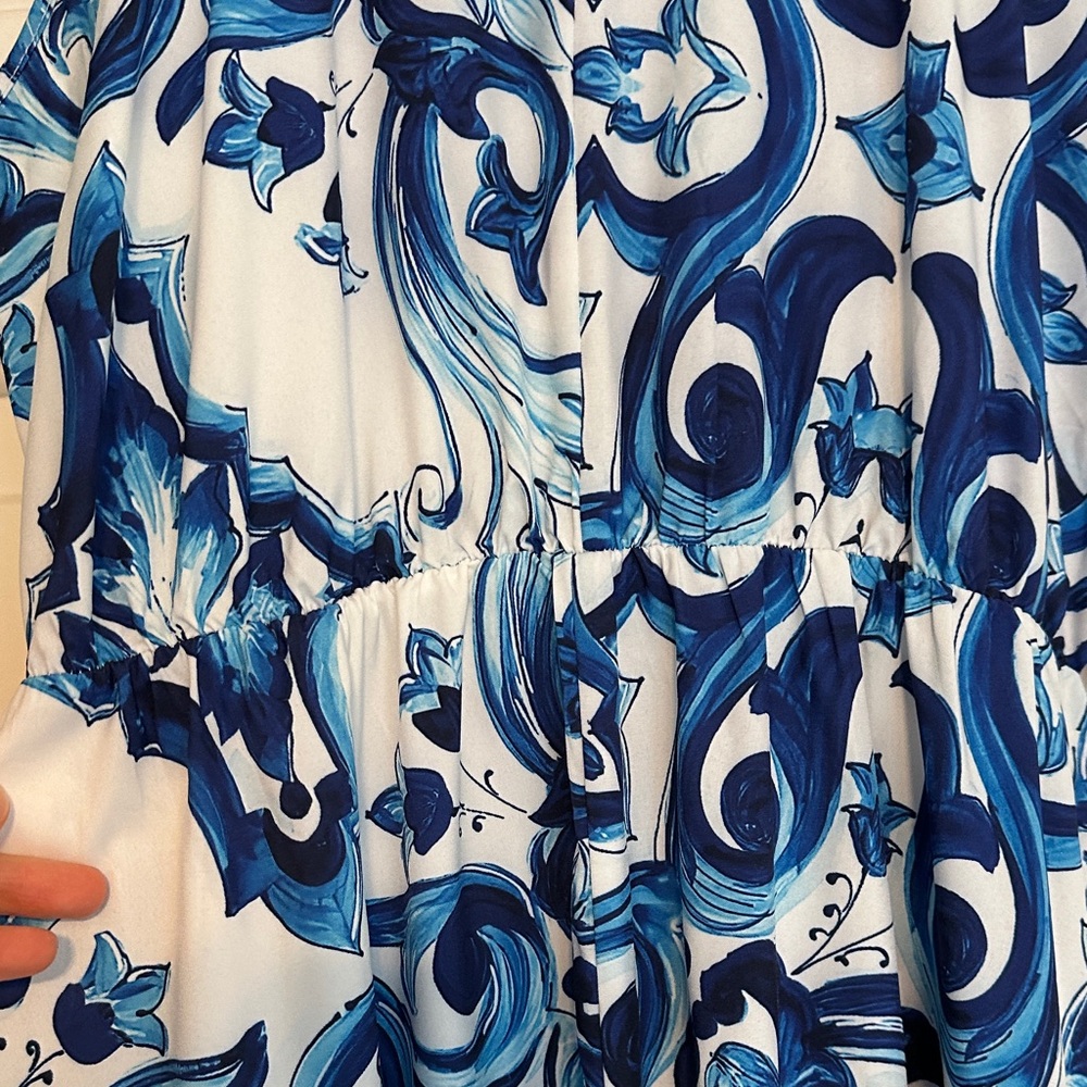 Blue and White floral Halter Maxi Dress size large - Picture 4 of 4